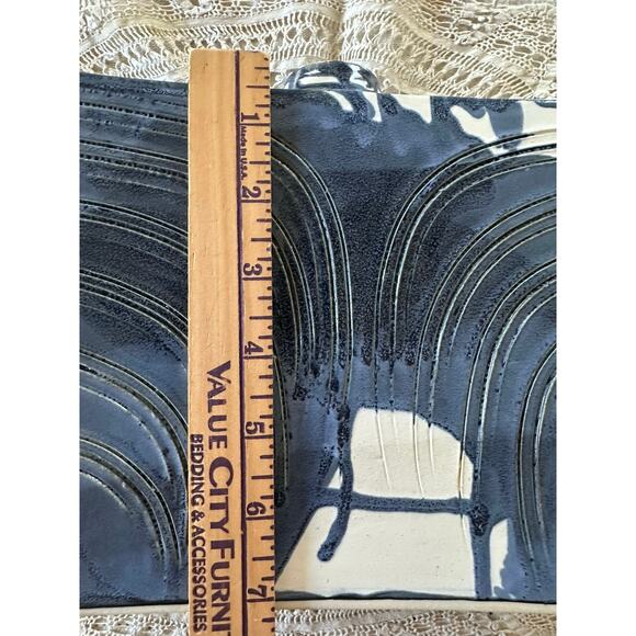 Blue Swirl Vase Rectangle Hand painted signed modern one flower 7x8.5x2.5”Asian - Picture 10 of 16